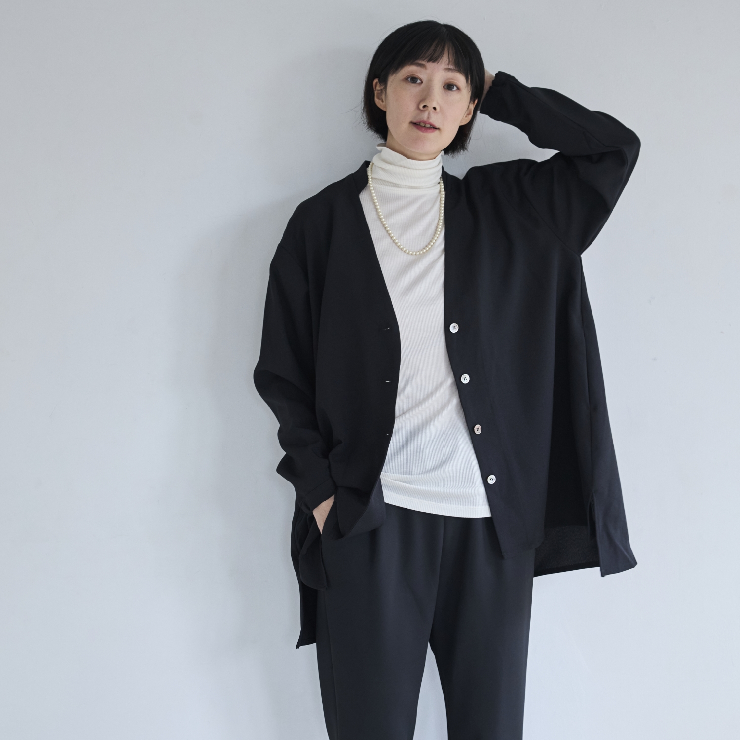 Kilka/アイロンいらずで家で洗えるVネックブラウスジャケット
